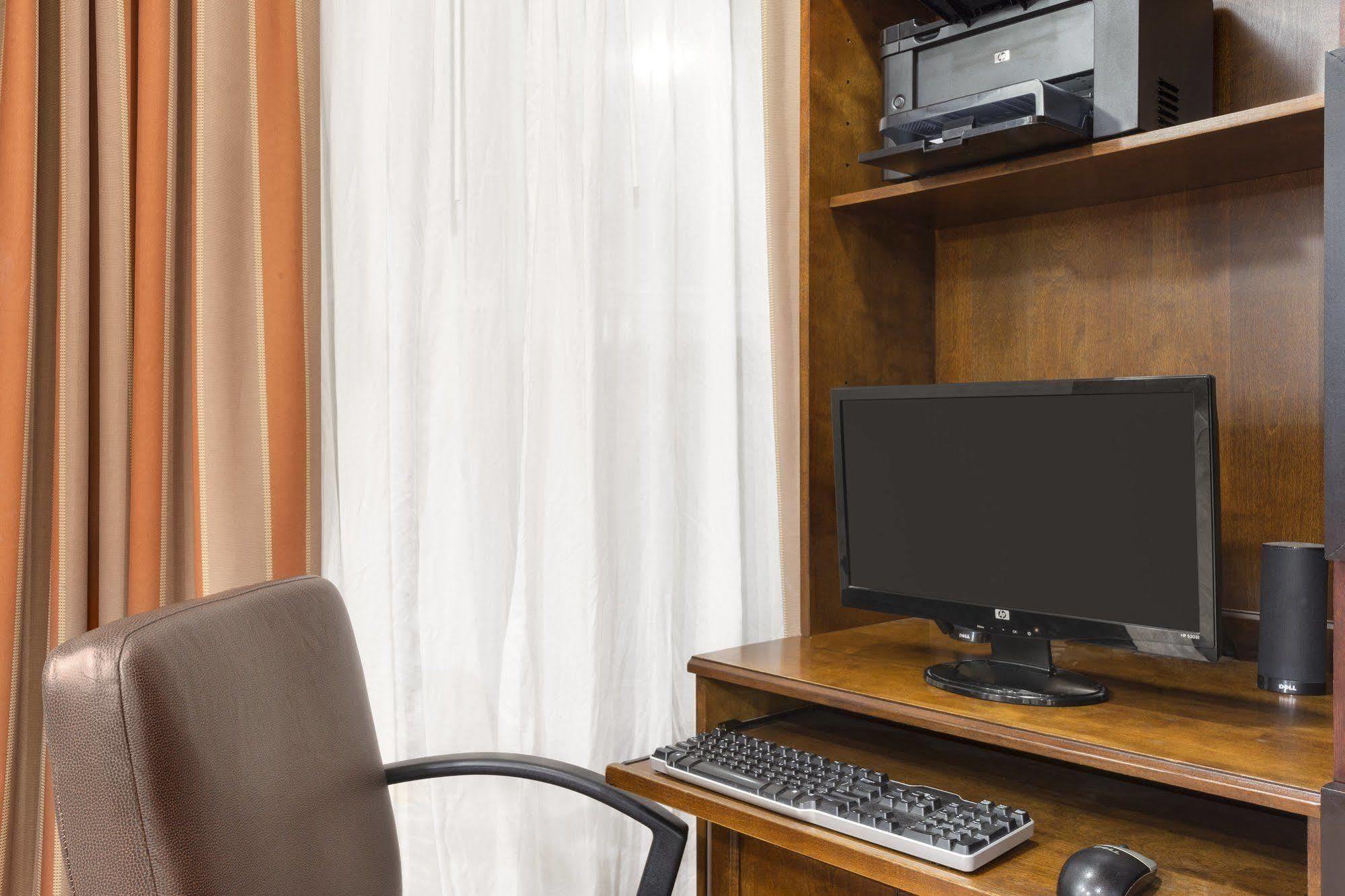 Country Inn & Suites By Radisson, Manteno, Il Dış mekan fotoğraf